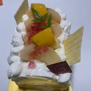 モモのケーキ(haruna)